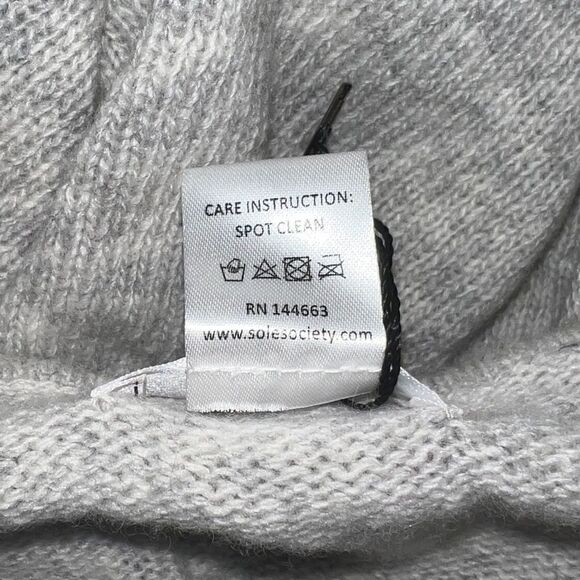 Sole Society Women's Light Gray Fringe Shawl Wool Blend One Size NWOT - Picture 6 of 6